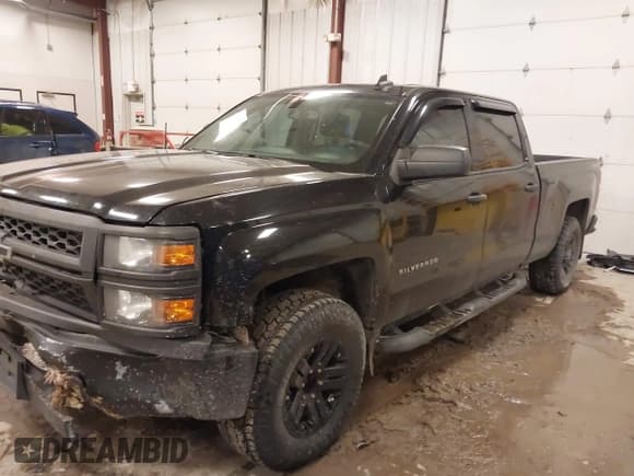 ✅ 2015 Chevrolet Silverado 1500 Work Truck • VIN: 3GCUKPEC8FG461491 • Lot: 41535692. Listed on IAAI with 230,850 mi. Free auction sales archive from the USA and detailed vehicle history report at DreamBid. Image 17.