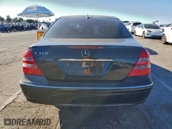 ✅ 2005 Mercedes-Benz E 320 • VIN: WDBUF65J95A668089 • Lot: 96123285. Listed on Copart with 197,222 mi. Free auction sales archive from the USA and detailed vehicle history report at DreamBid. Image 6.