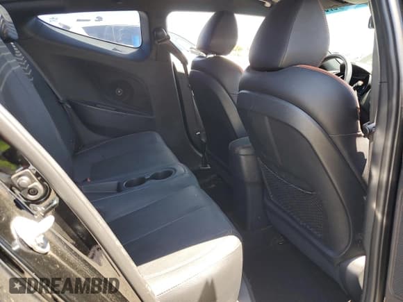 ✅ 2016 Hyundai Veloster Turbo R-Spec • VIN: KMHTC6AE1GU249729 • Lot: 67563555. Wystawiony na Copart z przebiegiem 129 108 mil. Bezpłatny archiwum sprzedaży aukcyjnych z USA i szczegółowy raport historii pojazdu na DreamBid. Zdjęcie 10.