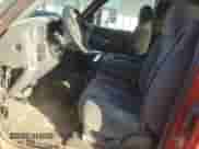 ✅ 2006 Chevrolet Silverado 1500 LS • VIN: 2GCEK19B961274448 • Lot: 77346764. Wystawiony na Copart z przebiegiem 343 618 mil mil. Skorzystaj z bezpłatnego archiwum sprzedaży aukcyjnych z USA i zobacz szczegółowy raport historii pojazdu na DreamBid. Zdjęcie 7.