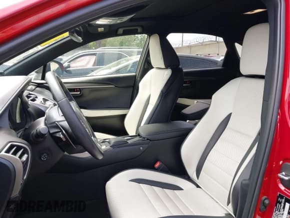 ✅ 2020 Lexus NX 300 F Sport • VIN: JTJSARBZ0L5016337 • Lot: 42397965. Wystawiony na IAAI z przebiegiem 45 414 mil. Bezpłatny archiwum sprzedaży aukcyjnych z USA i szczegółowy raport historii pojazdu na DreamBid. Zdjęcie 20.