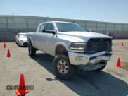 ✅ 2015 Ram 2500 Laramie • VIN: 3C6UR5NL5FG695109 • Лот: 60937445. Опубликован ранее на Copart с пробегом 130 199 миль. Бесплатный доступ к архиву аукционных продаж из США и подробный отчёт об истории автомобиля на DreamBid. Изображение 13.