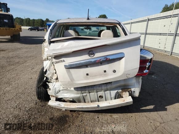 ✅ 2012 Nissan Sentra 2.0 • VIN: 3N1AB6AP3CL635463 • Лот: 89508225. Опубликован ранее на Copart с пробегом 149 032 миль. Бесплатный доступ к архиву аукционных продаж из США и подробный отчёт об истории автомобиля на DreamBid. Изображение 6.