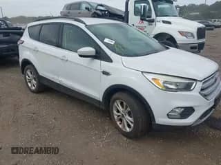 2018 Ford Escape SE с VIN 1FMCU9GD1JUA17586, выставлен на аукционе IAAI как лот 43243779 с пробегом Не указан миль и . История ставок и продаж доступна на DreamBid. Изображение 1.