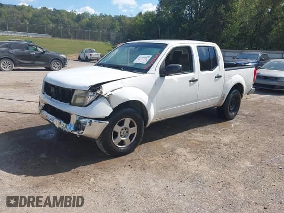 ✅ 2007 Nissan Frontier SE • VIN: 1N6AD07U87C453287 • Lot: 43349165. Wystawiony na IAAI z przebiegiem 232 229 mil. Bezpłatny archiwum sprzedaży aukcyjnych z USA i szczegółowy raport historii pojazdu na DreamBid. Zdjęcie 17.