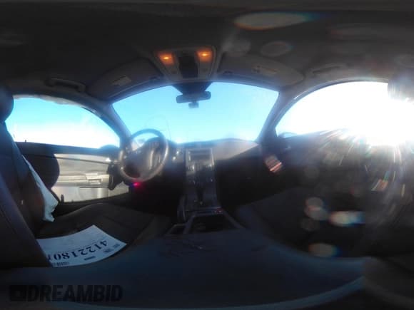 ✅ 2009 Volvo C30 • VIN: YV1MK672892142548 • Лот: 41221801. Опубликован ранее на IAAI с пробегом 166 487 миль. Бесплатный доступ к архиву аукционных продаж из США и подробный отчёт об истории автомобиля на DreamBid. Изображение 17.