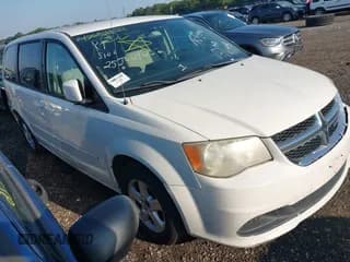 ✅ 2012 Dodge Grand Caravan SXT • VIN: 2C4RDGCG4CR304049 • Lot: 42651102. Wystawiony na IAAI z przebiegiem Nie podano. Bezpłatny archiwum sprzedaży aukcyjnych z USA i szczegółowy raport historii pojazdu na DreamBid. Zdjęcie 1.