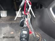 ✅ 2013 Hyundai Veloster w/Gray Int • VIN: KMHTC6AD6DU155445 • Lot: 43285405. Wystawiony na IAAI z przebiegiem 126 975 mil. Bezpłatny archiwum sprzedaży aukcyjnych z USA i szczegółowy raport historii pojazdu na DreamBid. Zdjęcie 11.