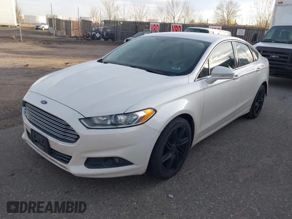 ✅ 2015 Ford Fusion SE • VIN: 3FA6P0T97FR225062 • Lot: 43818539. Wystawiony na IAAI z przebiegiem 159 972 mil. Bezpłatny archiwum sprzedaży aukcyjnych z USA i szczegółowy raport historii pojazdu na DreamBid. Zdjęcie 2.