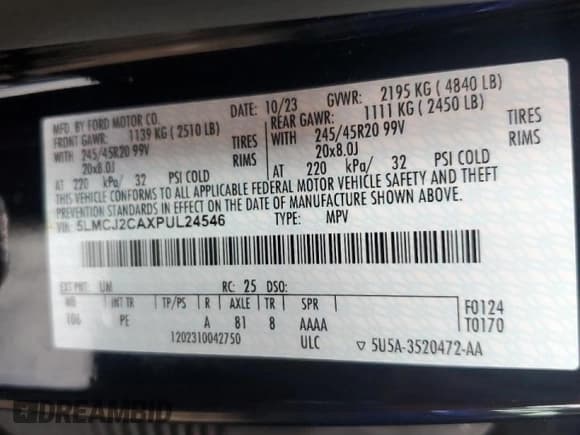 ✅ 2023 Lincoln Corsair Reserve • VIN: 5LMCJ2CAXPUL24546 • Lot: 44925745. Wystawiony na Copart z przebiegiem 5 053 mil. Bezpłatny archiwum sprzedaży aukcyjnych z USA i szczegółowy raport historii pojazdu na DreamBid. Zdjęcie 13.