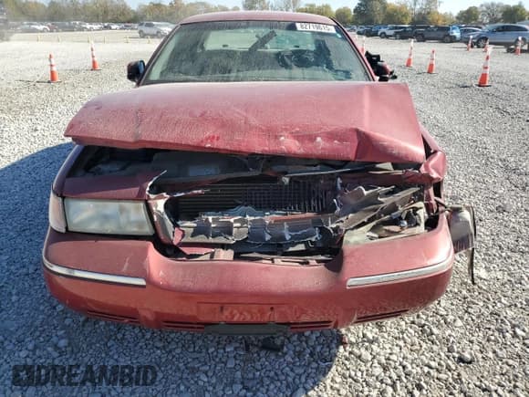 ✅ 2000 Mercury Grand Marquis GS • VIN: 2MEFM74W6YX689107 • Lot: 82719615. Wystawiony na Copart z przebiegiem 85 497 mil. Bezpłatny archiwum sprzedaży aukcyjnych z USA i szczegółowy raport historii pojazdu na DreamBid. Zdjęcie 5.