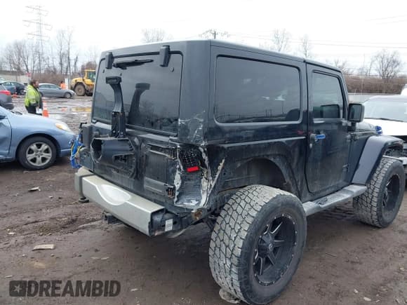 ✅ 2012 Jeep Wrangler Sahara • VIN: 1C4AJWBG3CL168538 • Lot: 41505049. Wystawiony na IAAI z przebiegiem 91 002 mil. Bezpłatny archiwum sprzedaży aukcyjnych z USA i szczegółowy raport historii pojazdu na DreamBid. Zdjęcie 4.