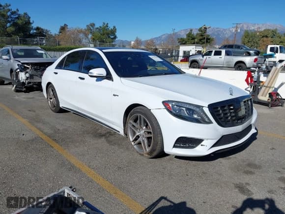 ✅ 2016 Mercedes-Benz S 550 • VIN: WDDUG8FB3GA234342 • Lot: 43793458. Wystawiony na IAAI z przebiegiem 81 499 mil. Bezpłatny archiwum sprzedaży aukcyjnych z USA i szczegółowy raport historii pojazdu na DreamBid. Zdjęcie 1.