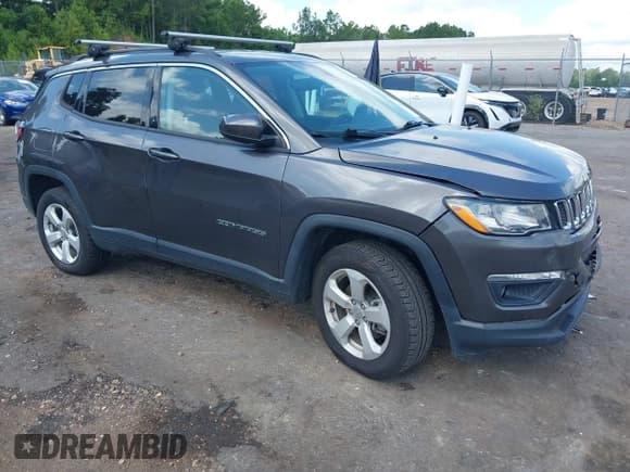 ✅ 2021 Jeep Compass Latitude • VIN: 3C4NJDBB3MT572102 • Lot: 42648344. Listed on IAAI with 66,933 mi. Free auction sales archive from the USA and detailed vehicle history report at DreamBid. Image 1.
