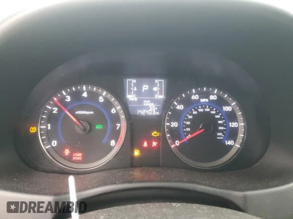 ✅ 2017 Hyundai Accent SE • VIN: KMHCT5AE8HU335454 • Лот: 77866054. Опубликован ранее на Copart с пробегом 142 403 миль. Бесплатный доступ к архиву аукционных продаж из США и подробный отчёт об истории автомобиля на DreamBid. Изображение 9.