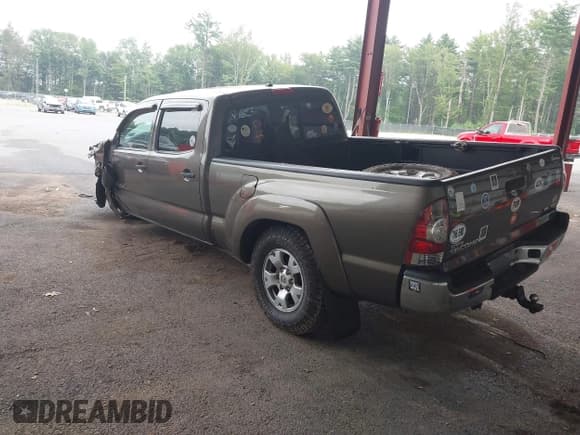 ✅ 2011 Toyota Tacoma • VIN: 3TMMU4FN3BM027242 • Лот: 42913167. Опубликован ранее на IAAI с пробегом 192 048 миль. Бесплатный доступ к архиву аукционных продаж из США и подробный отчёт об истории автомобиля на DreamBid. Изображение 3.