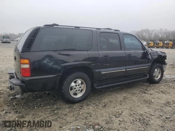 ✅ 2002 Chevrolet Suburban LS • VIN: 3GNEC16Z42G343960 • Lot: 88970245. Wystawiony na Copart z przebiegiem 284 632 mil. Bezpłatny archiwum sprzedaży aukcyjnych z USA i szczegółowy raport historii pojazdu na DreamBid. Zdjęcie 3.