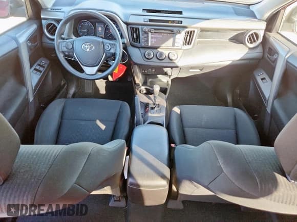 ✅ 2018 Toyota RAV4 LE • VIN: 2T3ZFREV6JW507142 • Lot: 92292655. Listed on Copart with 62,148 mi. Free auction sales archive from the USA and detailed vehicle history report at DreamBid. Image 8.