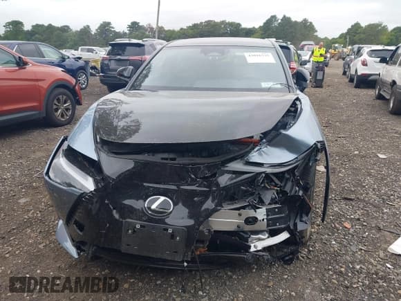 ✅ 2025 Lexus RZ 300e Premium • VIN: JTJABABB3SA009384 • Лот: 43016735. Опубликован ранее на IAAI с пробегом 3 451 миль. Бесплатный доступ к архиву аукционных продаж из США и подробный отчёт об истории автомобиля на DreamBid. Изображение 12.