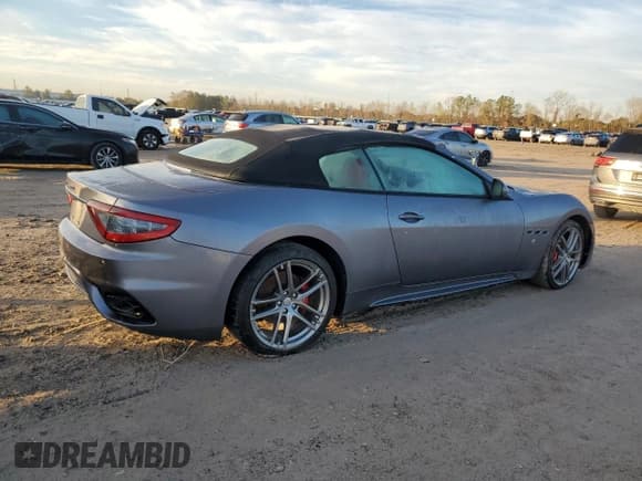 ✅ 2019 Maserati GranTurismo Sport • VIN: ZAM45VMAXK0345294 • Лот: 87827585. Опубликован ранее на Copart с пробегом Не указан. Бесплатный доступ к архиву аукционных продаж из США и подробный отчёт об истории автомобиля на DreamBid. Изображение 3.