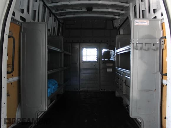 ✅ 2020 Nissan NV Cargo SV • VIN: 1N6AF0LY3LN807377 • Lot: 92641145. Wystawiony na Copart z przebiegiem 72 056 mil. Bezpłatny archiwum sprzedaży aukcyjnych z USA i szczegółowy raport historii pojazdu na DreamBid. Zdjęcie 6.