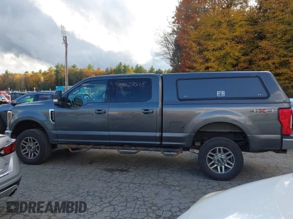 ✅ 2019 Ford F-250 XL • VIN: 1FT7W2B6XKEC46795 • Lot: 43429518. Listed on IAAI with 171,575 mi. Free auction sales archive from the USA and detailed vehicle history report at DreamBid. Image 14.