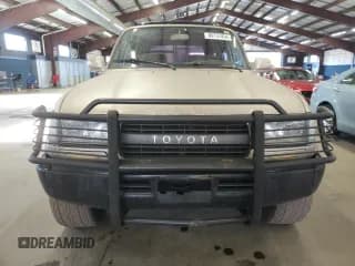 ✅ 1991 Toyota Land Cruiser • VIN: JT3FJ80W7M0007905 • Lot: 86737454. Listed on Copart with 200,573 mi. Free auction sales archive from the USA and detailed vehicle history report at DreamBid. Image 5.