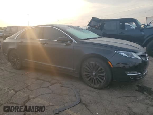 ✅ 2016 Lincoln MKZ • VIN: 3LN6L2J95GR600092 • Lot: 81659625. Listed on Copart with 76,481 mi. Free auction sales archive from the USA and detailed vehicle history report at DreamBid. Image 4.