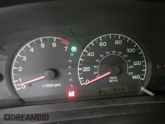 ✅ 2002 Hyundai Elantra GLS • VIN: KMHDN45D62U409231 • Лот: 90323805. Опубликован ранее на Copart с пробегом 176 036 миль. Бесплатный доступ к архиву аукционных продаж из США и подробный отчёт об истории автомобиля на DreamBid. Изображение 9.