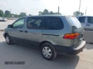 ✅ 2000 Toyota Sienna CE • VIN: 4T3ZF19C4YU297077 • Lot: 42884056. Listed on IAAI with 253,286 mi. Free auction sales archive from the USA and detailed vehicle history report at DreamBid. Image 3.