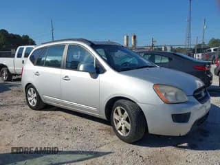 ✅ 2008 Kia Rondo EX • VIN: KNAFG526887177657 • Lot: 43744538. Wystawiony na IAAI z przebiegiem 172 513 mil. Bezpłatny archiwum sprzedaży aukcyjnych z USA i szczegółowy raport historii pojazdu na DreamBid. Zdjęcie 6.