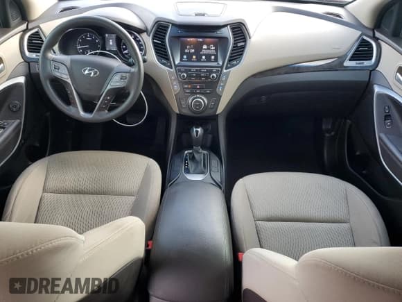 ✅ 2017 Hyundai Santa Fe SE • VIN: KM8SM4HF2HU221144 • Lot: 90452555. Listed on Copart with 141,668 mi. Free auction sales archive from the USA and detailed vehicle history report at DreamBid. Image 8.