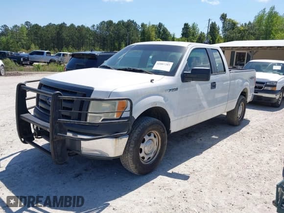✅ 2011 Ford F-150 XL • VIN: 1FTEX1EM3BFB85504 • Лот: 42007203. Опубликован ранее на IAAI с пробегом 317 085 миль. Бесплатный доступ к архиву аукционных продаж из США и подробный отчёт об истории автомобиля на DreamBid. Изображение 2.