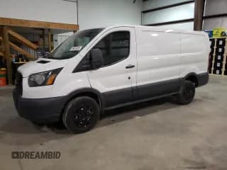 ✅ 2015 Ford Transit Cargo • VIN: 1FTNR1YM7FKB03812 • Лот: 56453835. Опубликован ранее на Copart с пробегом 139 412 миль. Бесплатный доступ к архиву аукционных продаж из США и подробный отчёт об истории автомобиля на DreamBid. Изображение 1.