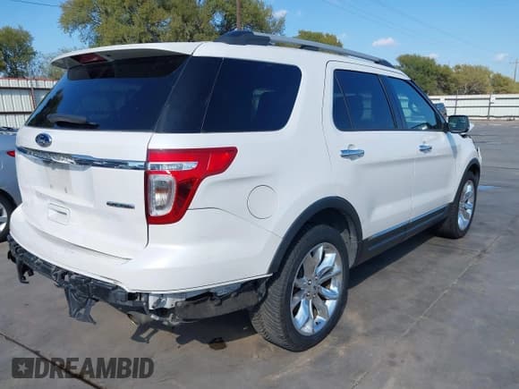 ✅ 2013 Ford Explorer XLT • VIN: 1FM5K7D88DGC05566 • Lot: 43547707. Listed on IAAI with 158,745 mi. Free auction sales archive from the USA and detailed vehicle history report at DreamBid. Image 4.