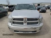 ✅ 2010 Dodge 1500 SLT • VIN: 1D7RB1GT6AS247249 • Lot: 52566815. Wystawiony na Copart z przebiegiem 136 066 mil. Bezpłatny archiwum sprzedaży aukcyjnych z USA i szczegółowy raport historii pojazdu na DreamBid. Zdjęcie 5.