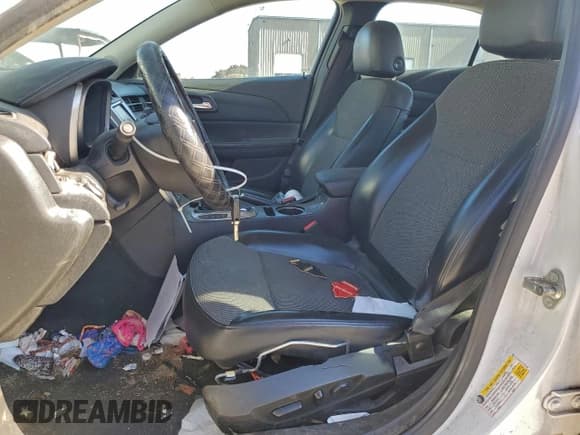 ✅ 2014 Chevrolet Malibu LT • VIN: 1G11C5SL7EF181238 • Lot: 92000915. Listed on Copart with 45,738 mi. Free auction sales archive from the USA and detailed vehicle history report at DreamBid. Image 7.