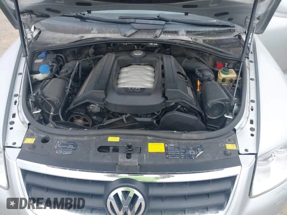 ✅ 2004 Volkswagen Touareg • VIN: WVGCM77L74D056246 • Lot: 43056678. Listed on IAAI with 153,345 mi. Free auction sales archive from the USA and detailed vehicle history report at DreamBid. Image 10.