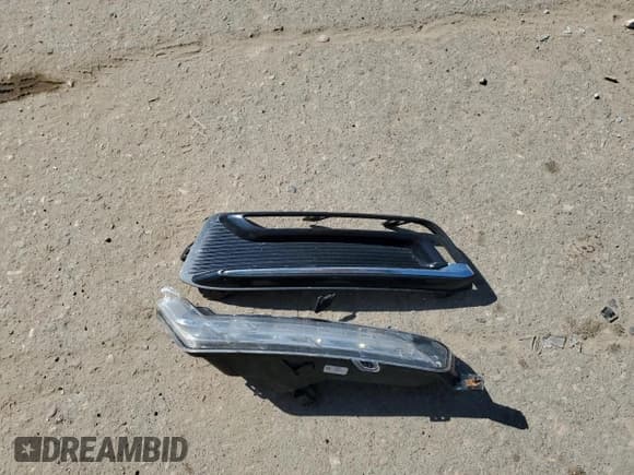 ✅ 2014 Chevrolet Impala LTZ • VIN: 1G1155S39EU165872 • Лот: 70606014. Опубликован ранее на Copart с пробегом 66 635 миль. Бесплатный доступ к архиву аукционных продаж из США и подробный отчёт об истории автомобиля на DreamBid. Изображение 12.