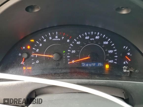 ✅ 2010 Toyota Camry LE • VIN: 4T4BF3EK0AR027438 • Лот: 94427455. Опубликован ранее на Copart с пробегом 121 870 миль. Бесплатный доступ к архиву аукционных продаж из США и подробный отчёт об истории автомобиля на DreamBid. Изображение 9.