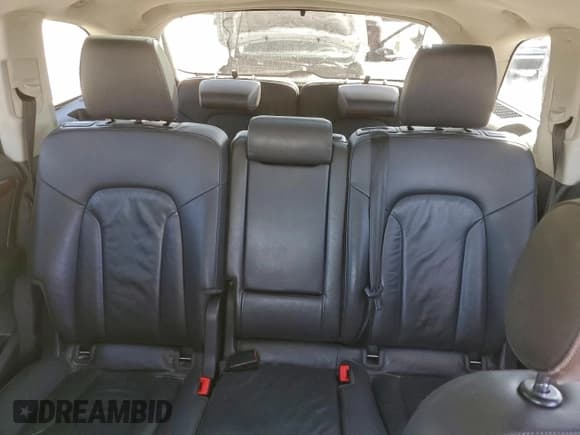 ✅ 2012 Audi Q7 Premium Plus • VIN: WA1LMBFEXCD005181 • Лот: 92454085. Опубликован ранее на Copart с пробегом 151 933 миль. Бесплатный доступ к архиву аукционных продаж из США и подробный отчёт об истории автомобиля на DreamBid. Изображение 10.