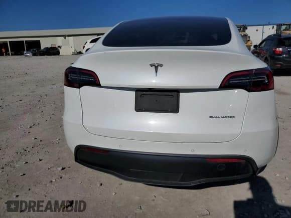 ✅ 2021 Tesla Model Y Long Range • VIN: 5YJYGDEE4MF296187 • Lot: 91229265. Listed on Copart with 61,726 mi. Free auction sales archive from the USA and detailed vehicle history report at DreamBid. Image 6.