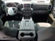 ✅ 2021 Chevrolet Silverado 1500 LT Trail Boss • VIN: 1GCPYFEL9MZ433282 • Lot: 68097914. Wystawiony na Copart z przebiegiem 36 600 mil. Bezpłatny archiwum sprzedaży aukcyjnych z USA i szczegółowy raport historii pojazdu na DreamBid. Zdjęcie 8.