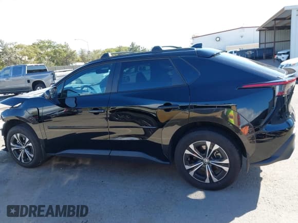 ✅ 2024 Toyota bZ4X Limited • VIN: JTMAAAAA5RA054545 • Lot: 43451743. Listed on IAAI with 10,977 mi. Free auction sales archive from the USA and detailed vehicle history report at DreamBid. Image 15.