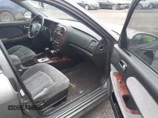 ✅ 2004 Hyundai Sonata GLS • VIN: KMHWF35H14A049339 • Lot: 41931705. Listed on IAAI with 228,768 mi. Free auction sales archive from the USA and detailed vehicle history report at DreamBid. Image 5.