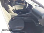 ✅ 2025 Hyundai Elantra SEL Sport • VIN: KMHLM4DG8SU868562 • Lot: 43215752. Listed on IAAI with 6,517 mi. Free auction sales archive from the USA and detailed vehicle history report at DreamBid. Image 5.