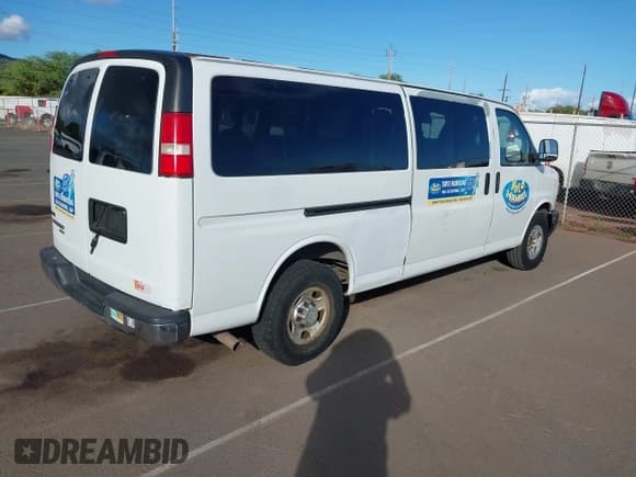 ✅ 2011 Chevrolet Express Passenger 1LS • VIN: 1GAZGZFG3B1177854 • Lot: 43900758. Listed on IAAI with 145,260 mi. Free auction sales archive from the USA and detailed vehicle history report at DreamBid. Image 4.
