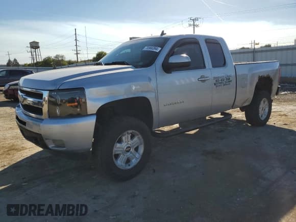 ✅ 2012 Chevrolet Silverado 1500 LT • VIN: 1GCRKSE71CZ345444 • Lot: 73566394. Listed on Copart with 236,136 mi. Free auction sales archive from the USA and detailed vehicle history report at DreamBid. Image 1.