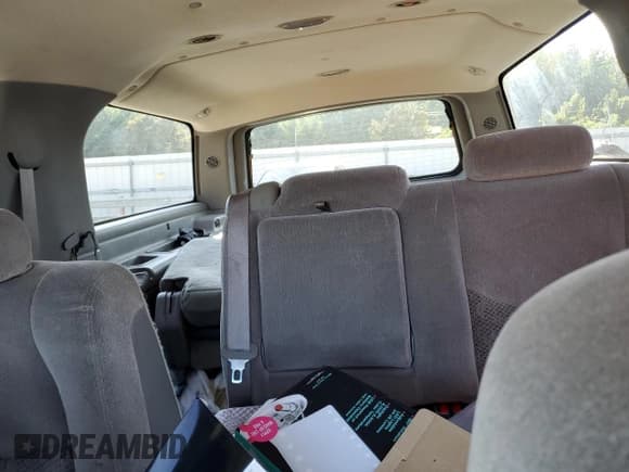 ✅ 2005 Chevrolet Suburban LT • VIN: 1GNFK16Z55J230447 • Lot: 68844955. Listed on Copart with Not provided. Free auction sales archive from the USA and detailed vehicle history report at DreamBid. Image 10.