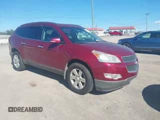 2011 Chevrolet Traverse 1LT z VIN 1GNKRGED7BJ162439, wystawiony jako IAAI lot #43489302 z przebiegiem 210 782 mil mil oraz . Historia ofert i sprzedaży dostępna na DreamBid. Obrazek 1.